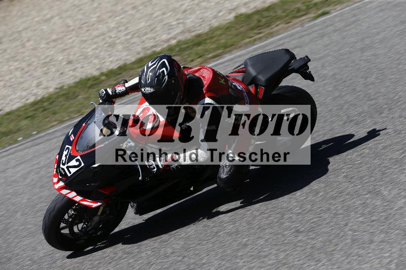 /15 22.05.2026  Plüss Moto Sport  Discover the Bike ADR /Gruppe rot - Race 3/32